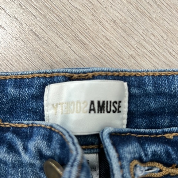 Amuse Society High Waisted Button Skinny Jeans - Picture 5 of 5